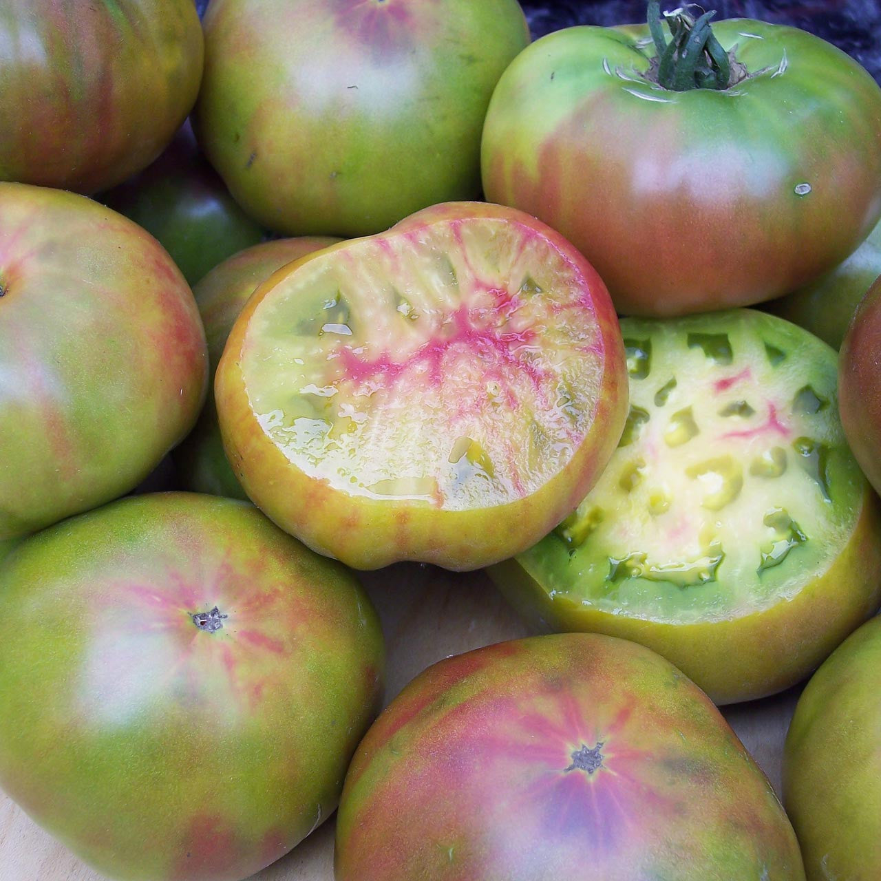 pineapple tomato plant height Black Pineapple Tomato (Solanum lycopersicum) Indeterminate